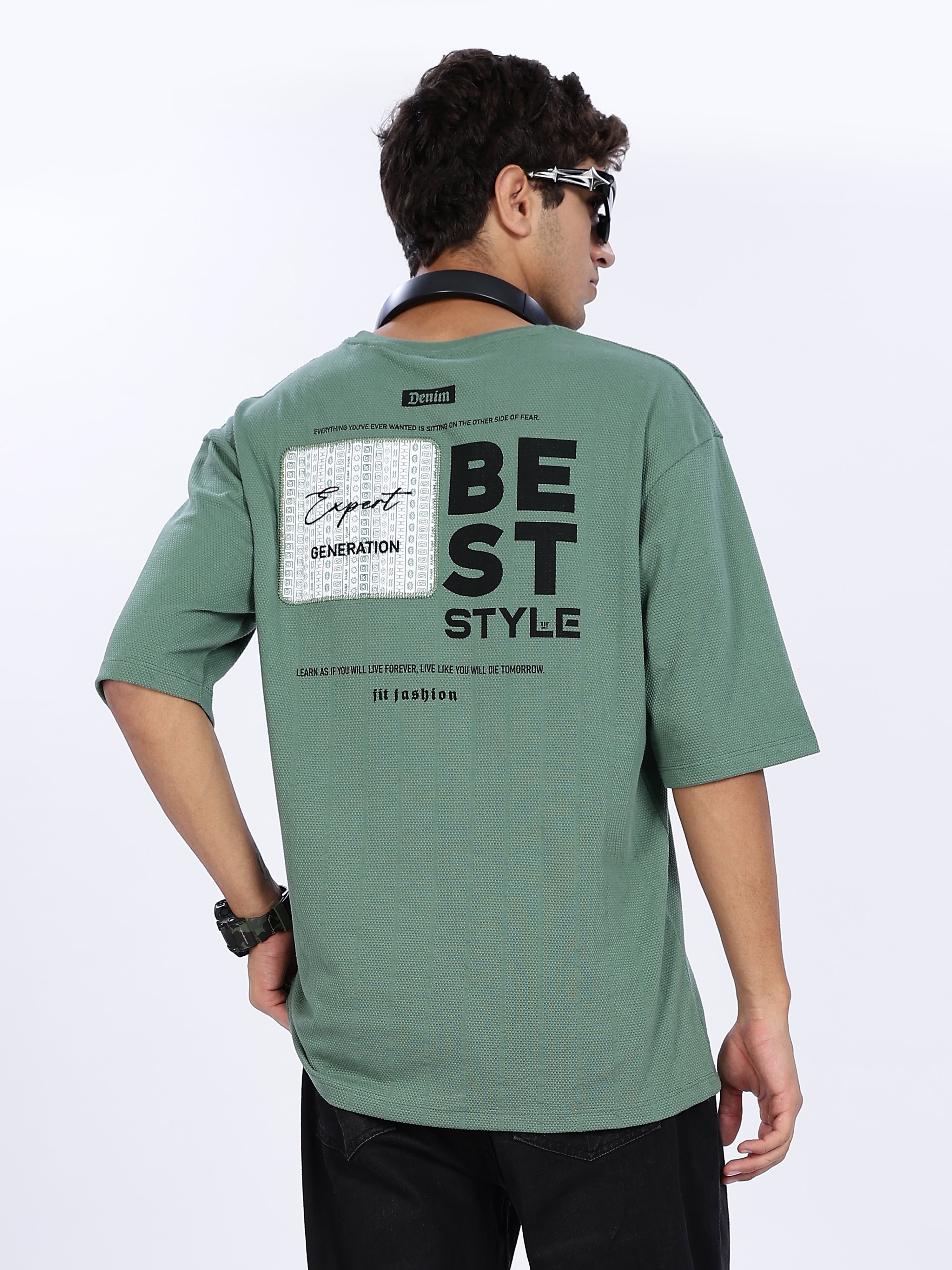 Men's Best Style Graphic Printed with Woven Stickers Drop Shoulder T-shirt