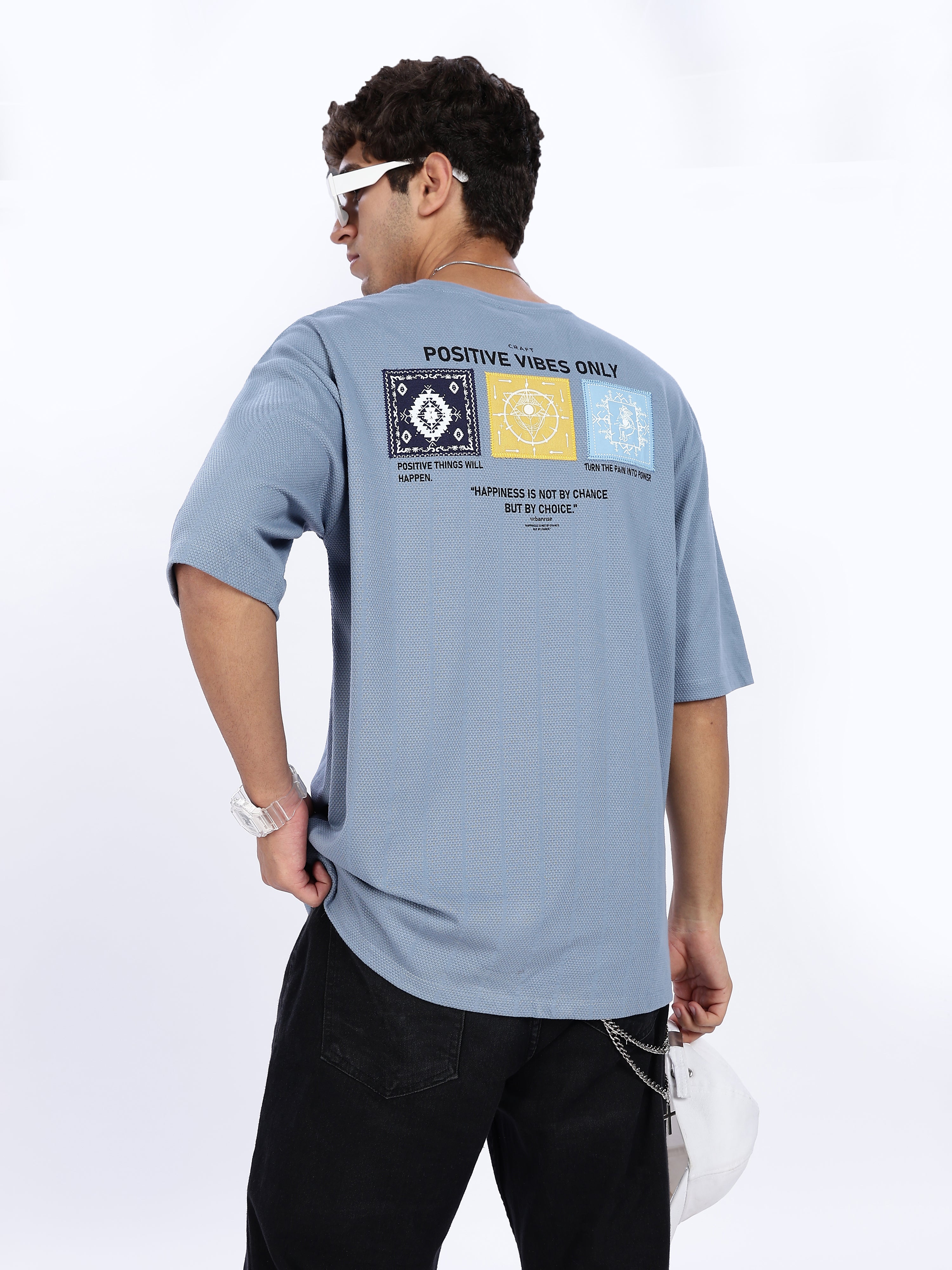 Men's Positive Vibes Graphic Printed with Woven Stickers Drop Shoulder T-shirt