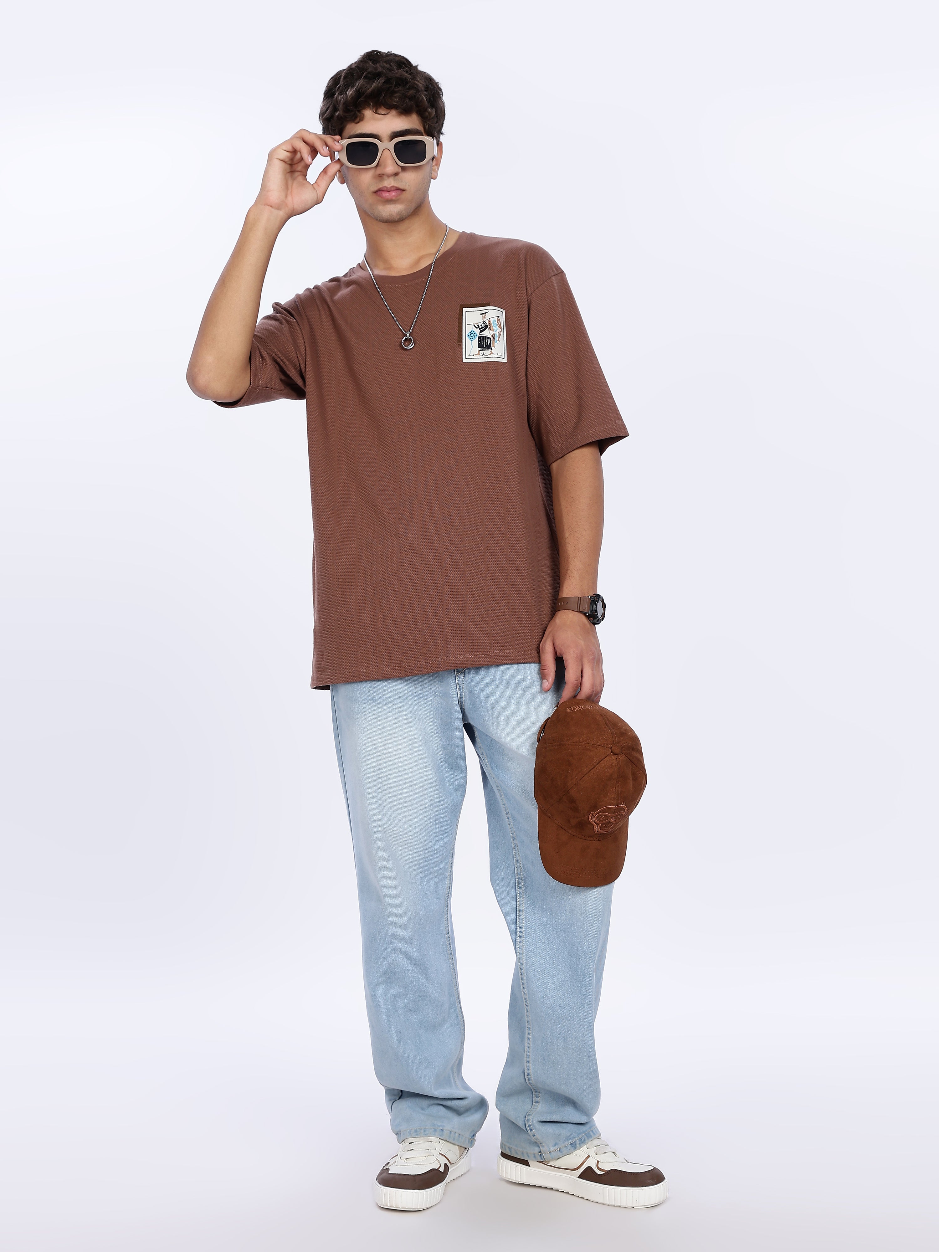 Men's Glorious Graphic Printed with Woven Stickers Drop Shoulder T-shirt